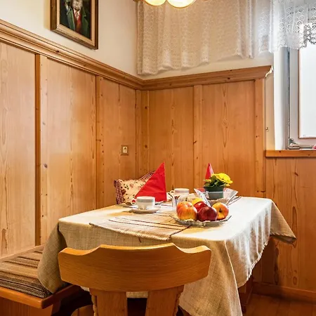 Adang Ferienwohnung Fernblick Tirolo Exterior photo