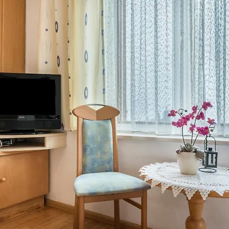 Adang Ferienwohnung Fernblick Tirolo Exterior photo